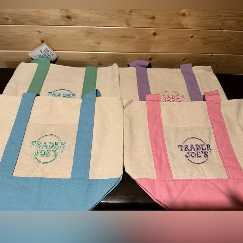 4 BNWT 2026 Trader Joe’s Easter Pastel totes in four colors.